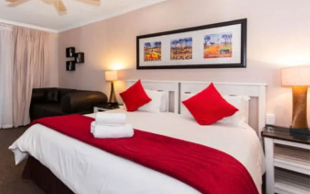 Hobie Beach Guest House