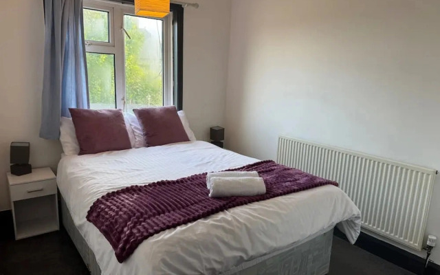 Southampton - House - Sleeps 6 - Near Airport