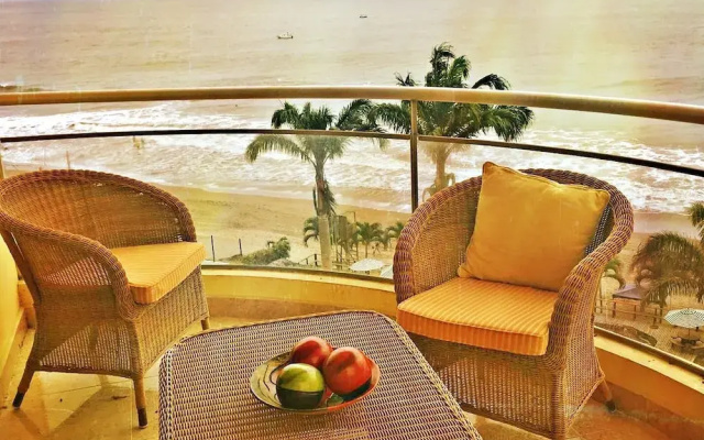 Torres Sol Ocean View Apartment