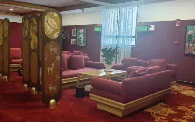 Sun City Huiyue Hotel