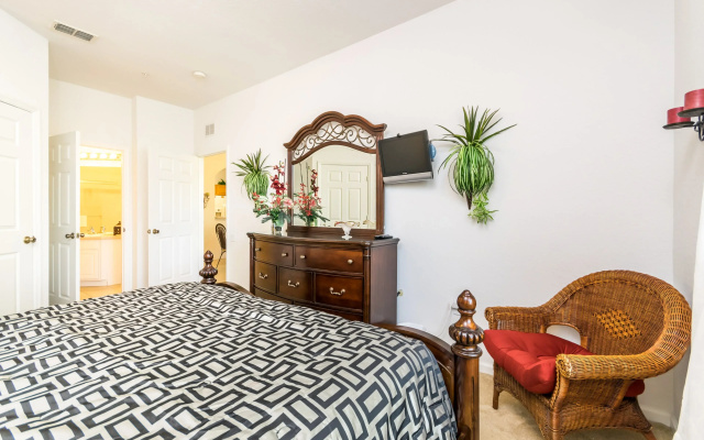 7660CSunit404, Kissimmee, US