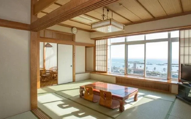 Nangoku Hotel(南国ホテル)