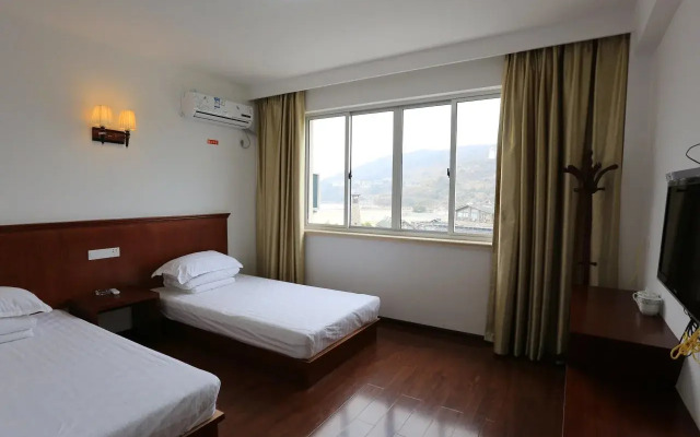 Longtai Inn