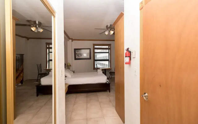 405 Ocean View Hollywood Beach