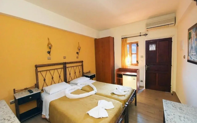 Paris Hotel