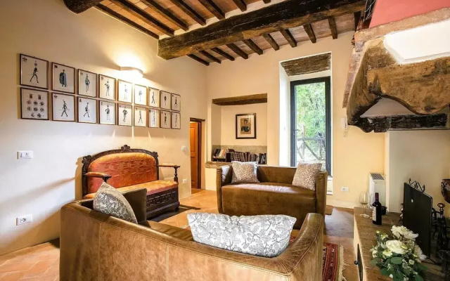 Luxury Sustainability and Eco Pool in Tower Apt
