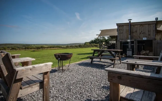 Worms Head Glamping Tent - Llangennith