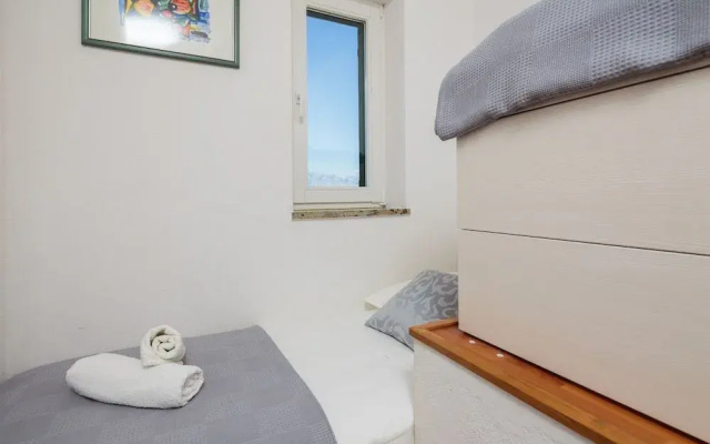 Apartments Edo
