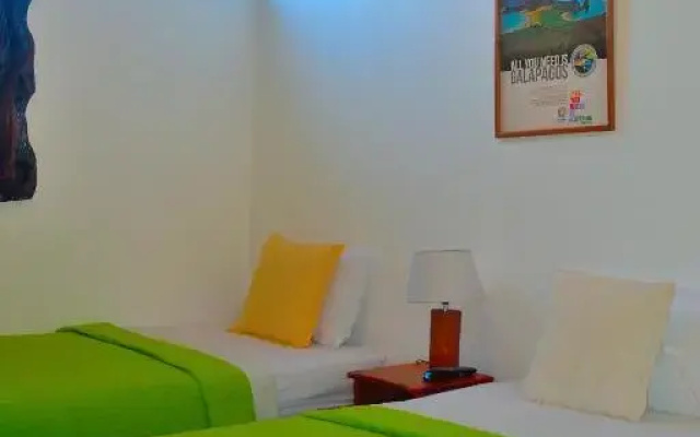 Tintorera Guest House