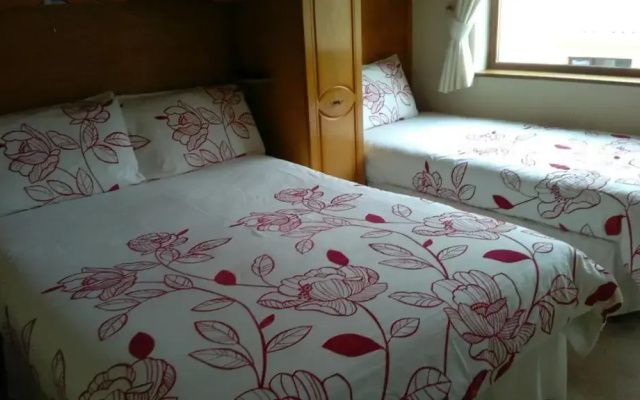 Hillcrest B&B