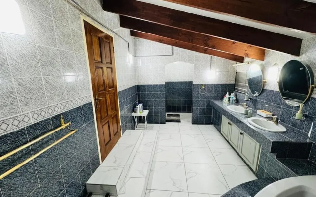 Villa Picasso - 3 Bed Villa