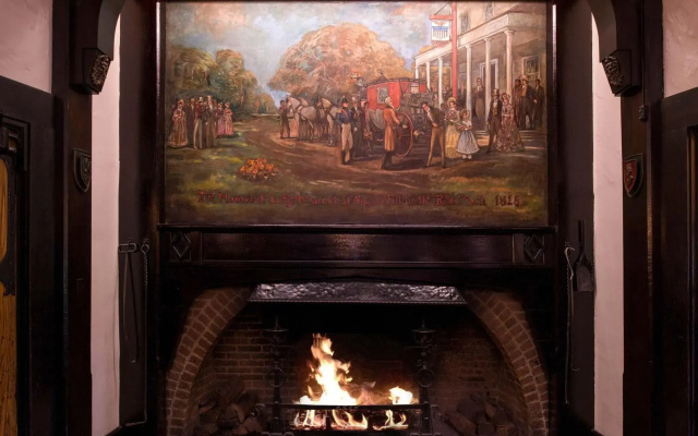 Red Coach Inn