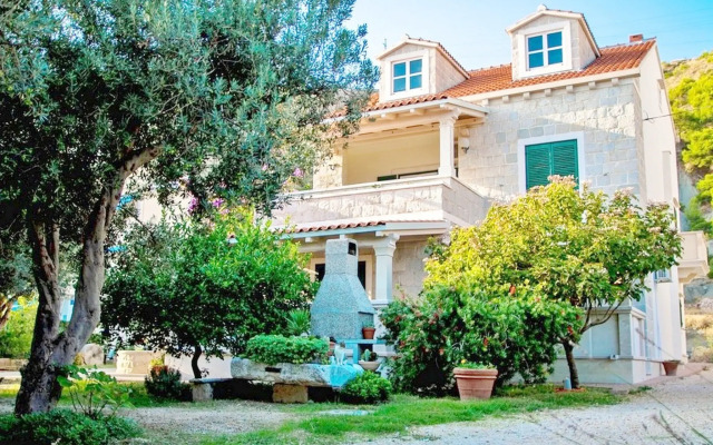 Apartments Porto Duce