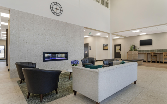 Best Western Plus Neepawa Hotel