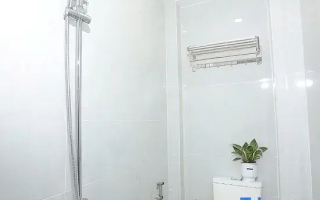 Phu Gia Hotel 228 Le Van Luong