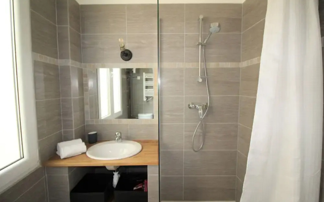 Nice Booking-Medecin Notre Dame Lumineux
