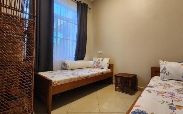 Pembeni River House