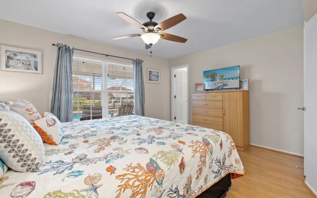 Little Slice by Distinctive Beach Rentals