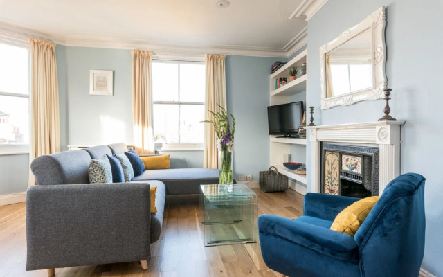 Spacious Property in North Laines