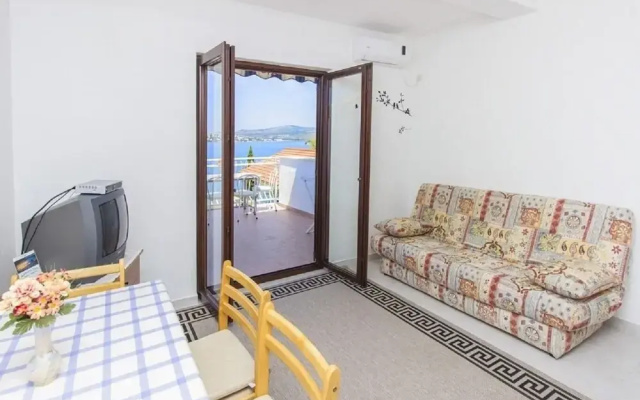 Milans - 25m From the Beach - A4