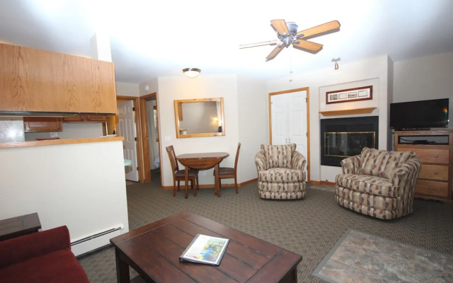 Streamside on Fall River