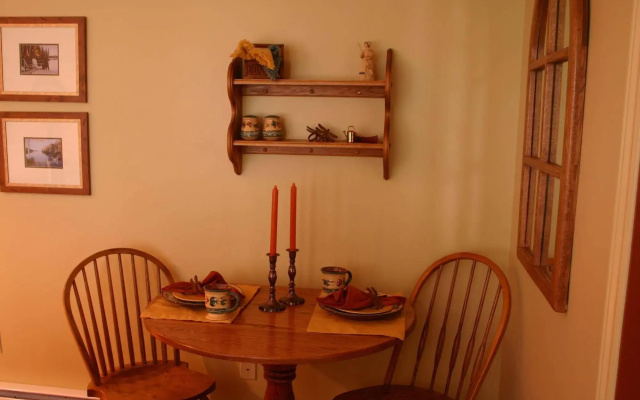 Muskoka Guest Nest