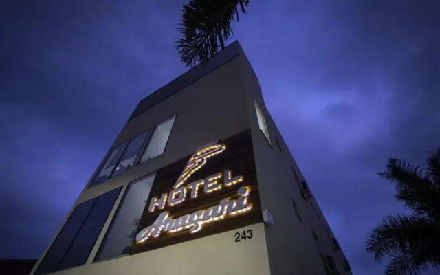 Hotel Araçari