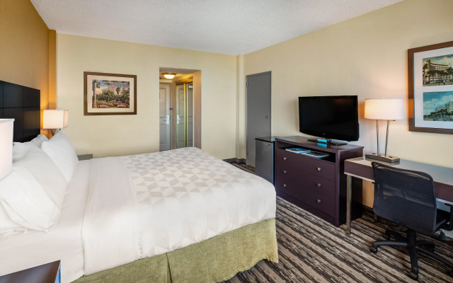 Holiday Inn Hotel Port of Miami-Downtown