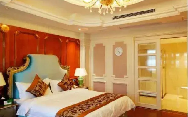 Yulong Bay Hotel