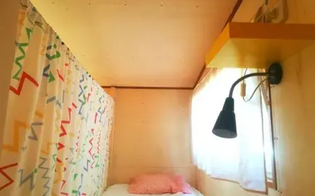 Pura Vida Beach Hostel