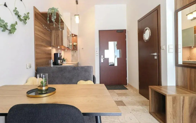 Avangard by Baltic Home