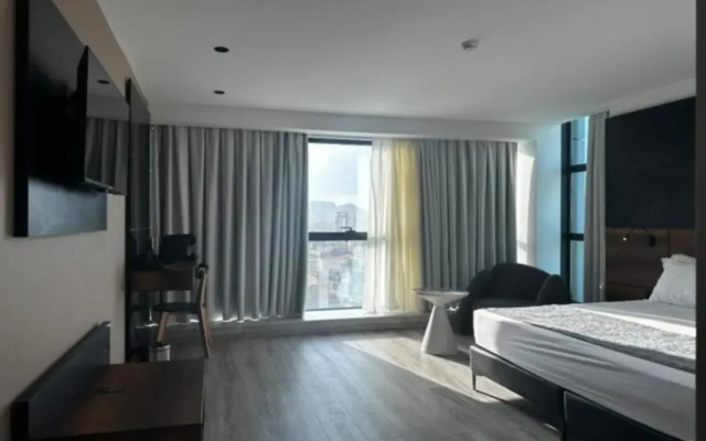 ONYX By Luna Hotel