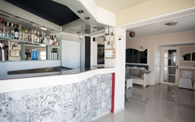 Korifi Suites Collection Apartment for Adults