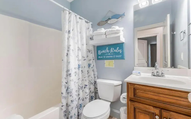 Laguna Breeze C