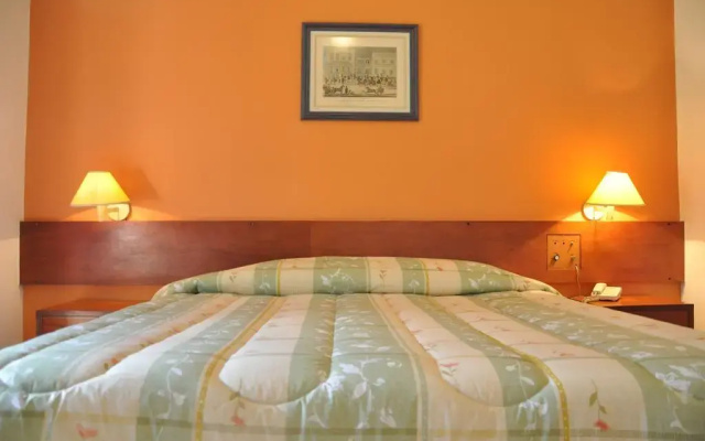 Hotel Península