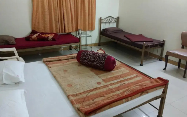 Hotel Shanti Palace
