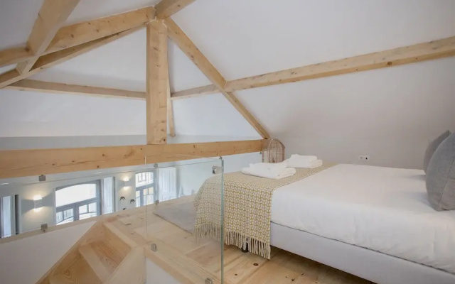 Liiiving - Santa Catarina Mezzanine Apartment