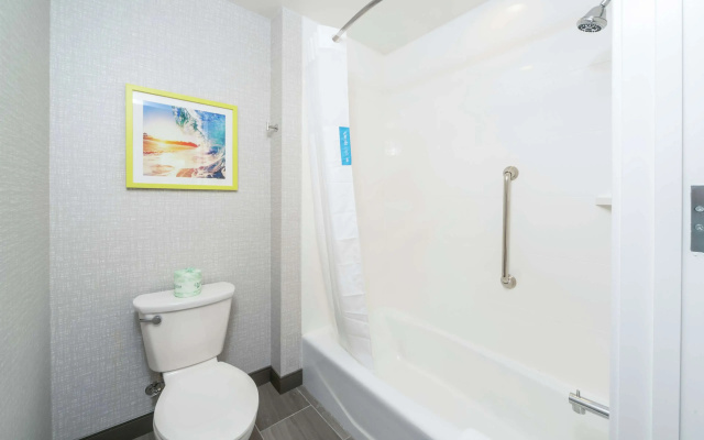 Hampton Inn & Suites Santa Maria