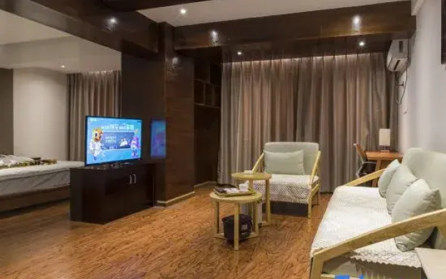 Yaju Hotel