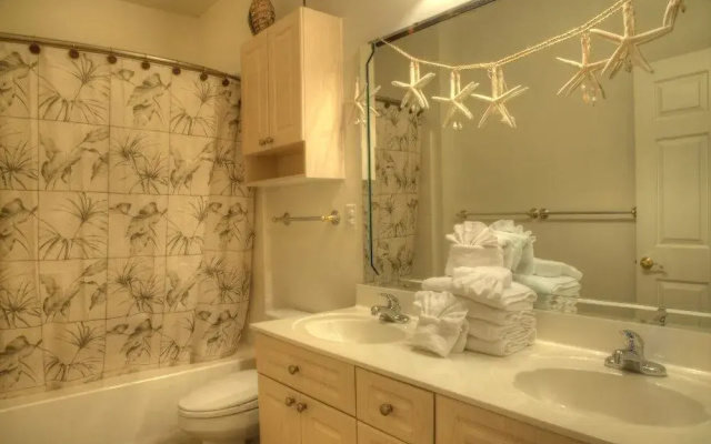 Magnolia Pointe 405-4874 by RedAwning