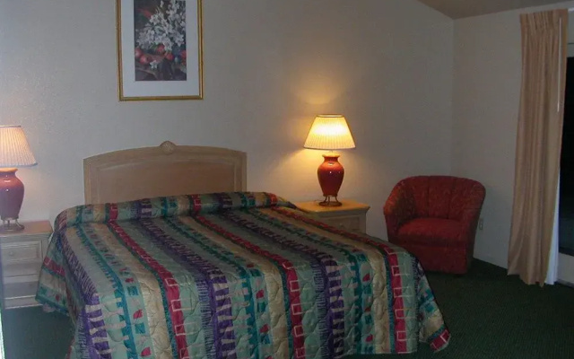 Green Lantern Motel