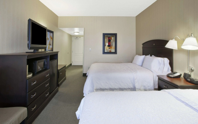 Hampton Inn & Suites Plattsburgh