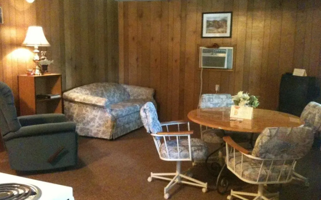 Grand River Resort