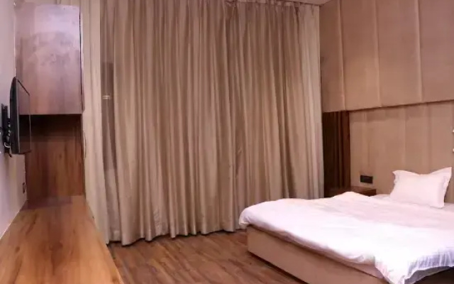 TP Garden & Hotel