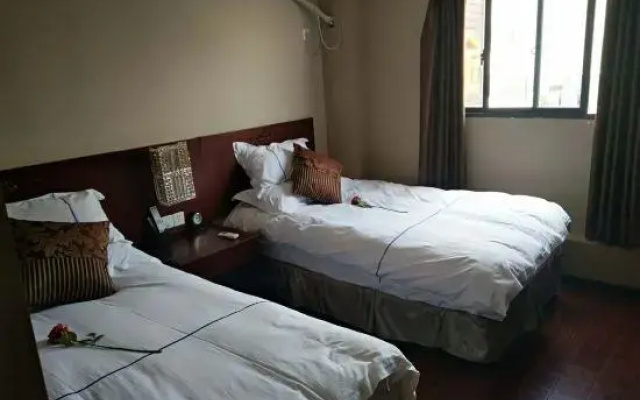 Kumquat Hotel