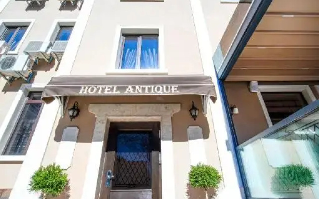 Hotel Antique