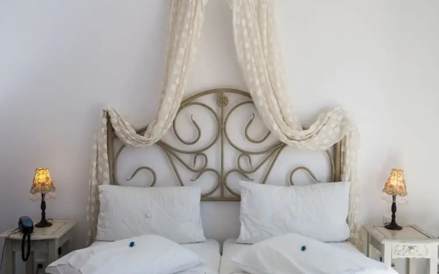 Nymfes Hotel
