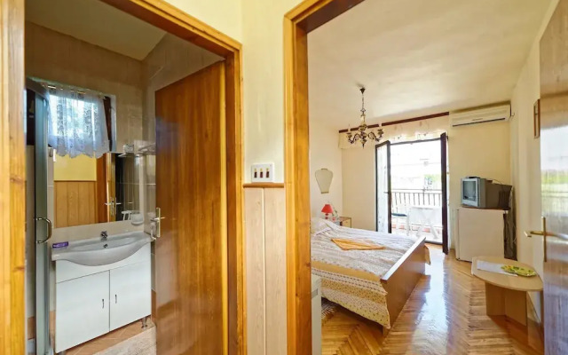App and Rooms Marojevic