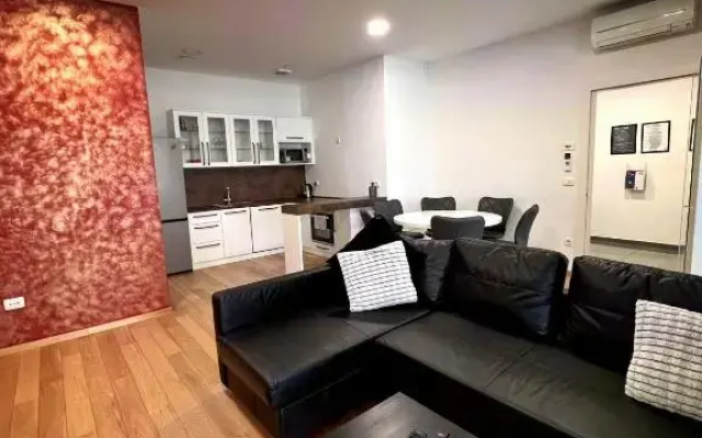 Argo Apartments