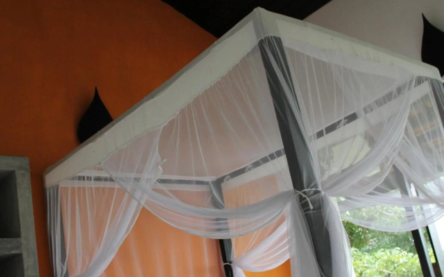 Madampe House 3 bedroom villa with pool for#7